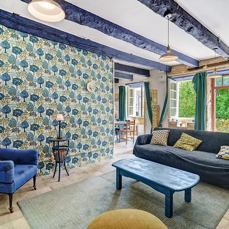 Maison De Le Blanc Holiday home