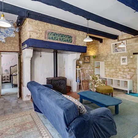 Maison De Le Blanc Blanc (Dordogne)