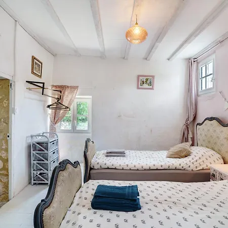 Holiday home Maison De Le Blanc *